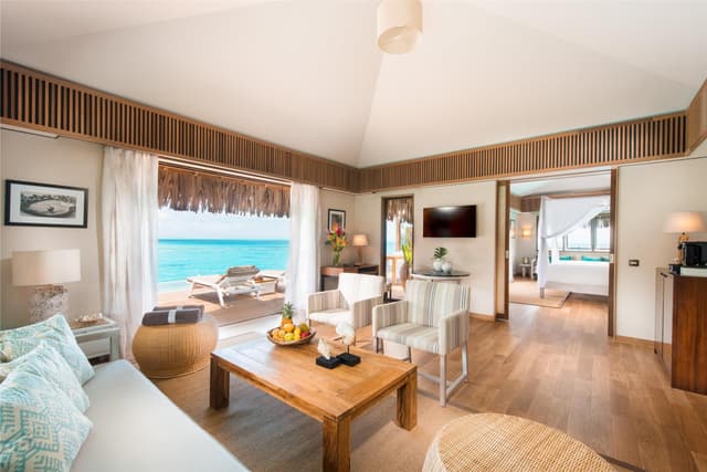 ROYAL POOL OVERWATER VILLA