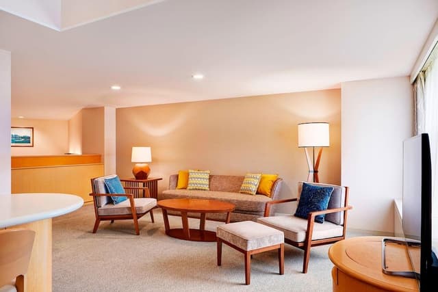 Luxury Suite, 1 Bedroom (4 Singlebeds, Two Story)