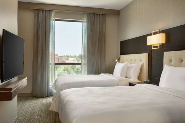2 QUEEN BEDS 2 ROOM SUITE