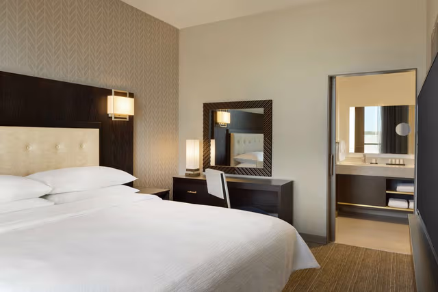 2 ROOM SUITE-1 KING BED-NONSMOKING