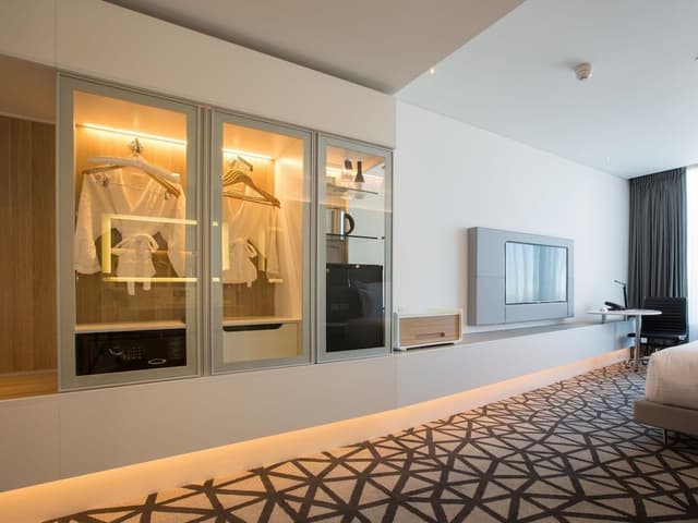 Superior Room, 1 King Bed