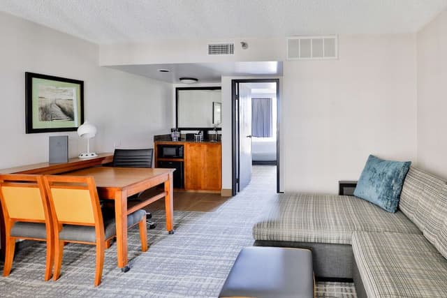 Room, 1 King Bed, Non Smoking