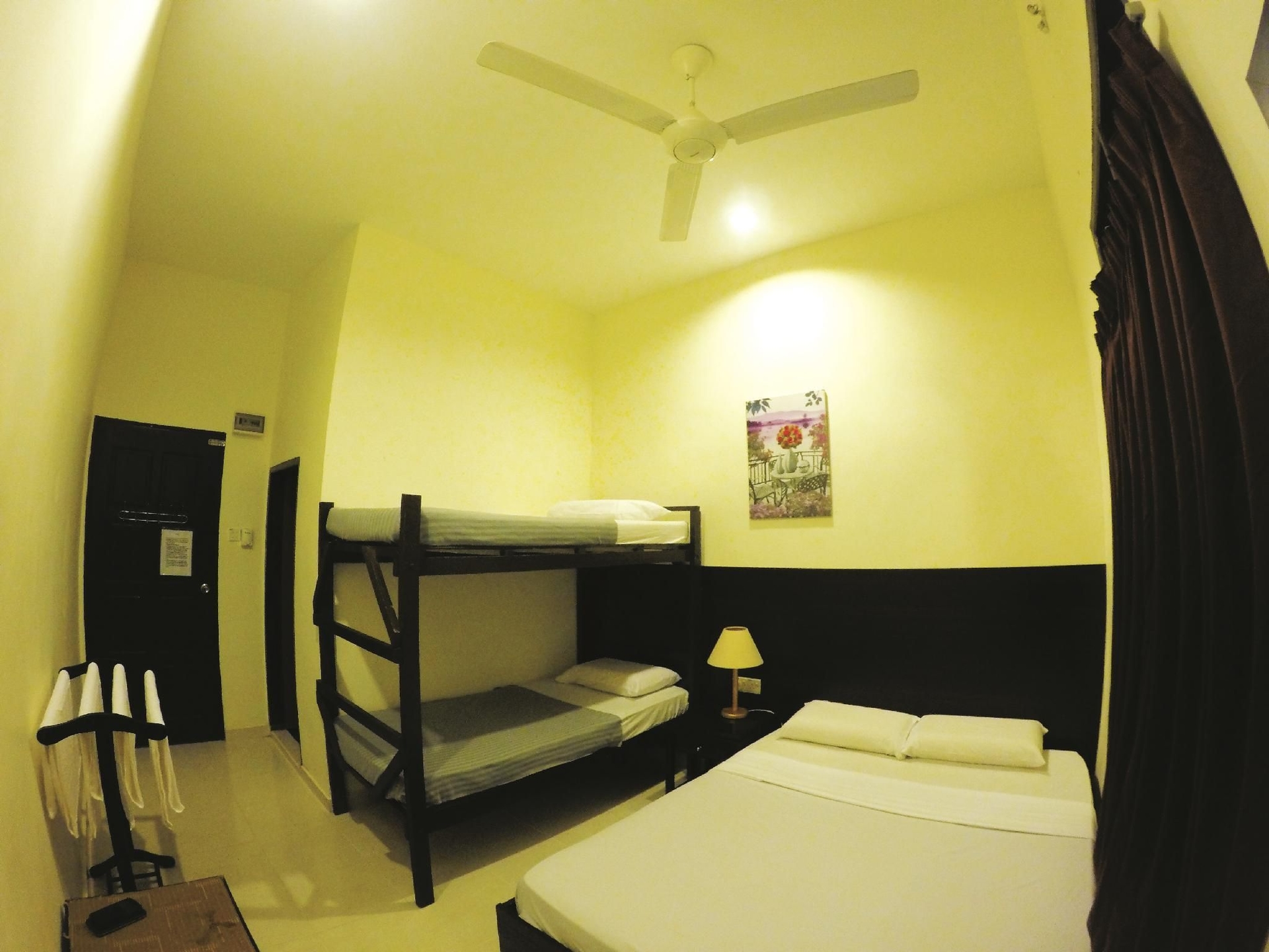 เปอร์เฮนเตียน ทิโวลี อินน์ (Perhentian Tivoli Inn)4