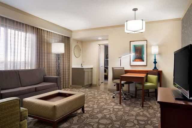2 BEDROOM/2 BATH STE-2 DBL /1 DBL BEDS-NOSMOK