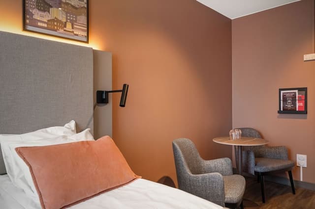 Economy Single Room