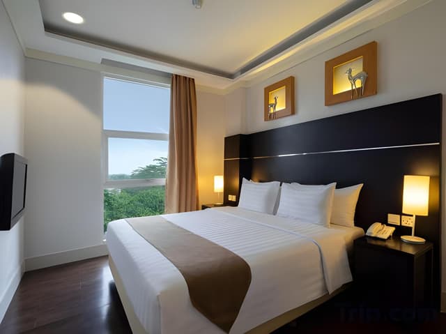 Condotel One Bedroom Pool View