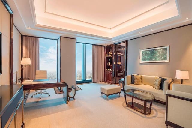 Suite, 1 Bedroom, City View