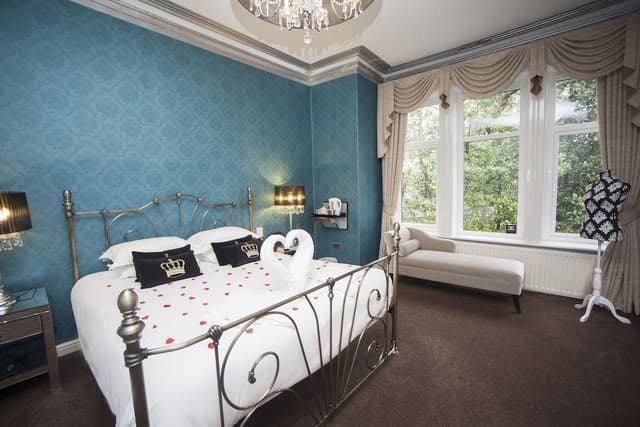 Suite Room