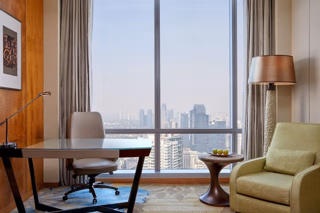 Club Room, 1 King Bed