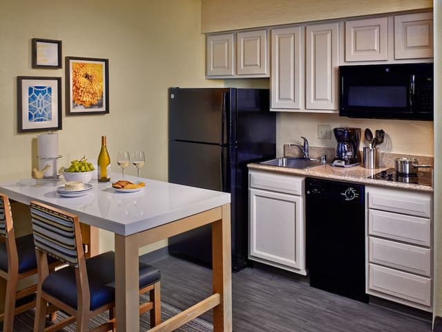 Superior Loft, Multiple Beds, Fireplace