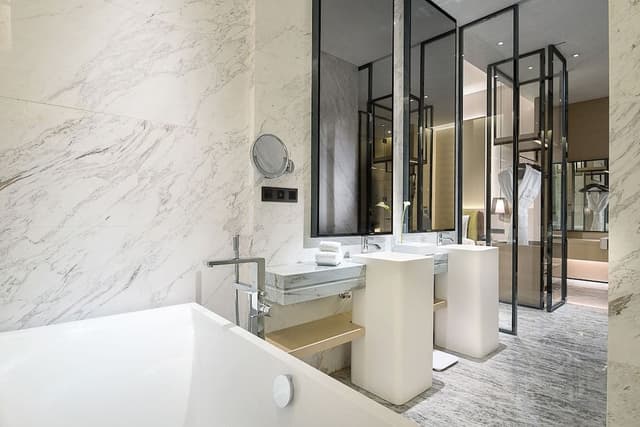 Premium Room, 1 King Bed, Club Lounge Access (Luxury)