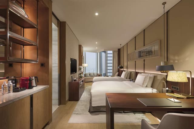 2 QUEEN BEDS EXECUTIVE SEA VIEW-LOUNGE ACCESS