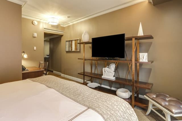 Room, 1 King Bed, Non Smoking