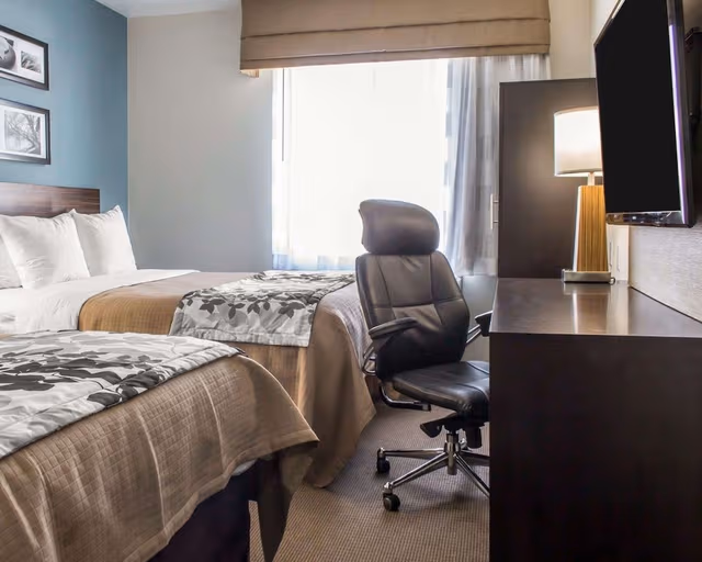 Standard Room, 2 Double Beds, Non Smoking