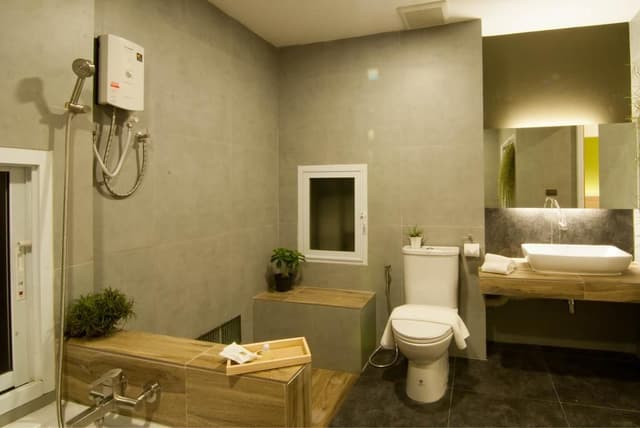 Suite Room (Double bed only)(Extra bed) 3 Persons