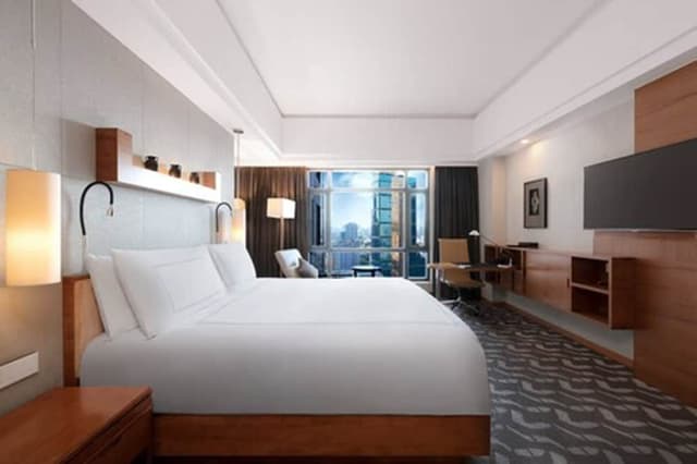 Premier Room King