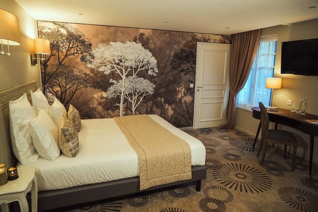 Family Room, 1 King Bed with Sofa bed