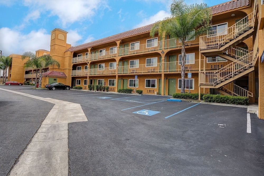 Buena Vista Inn1