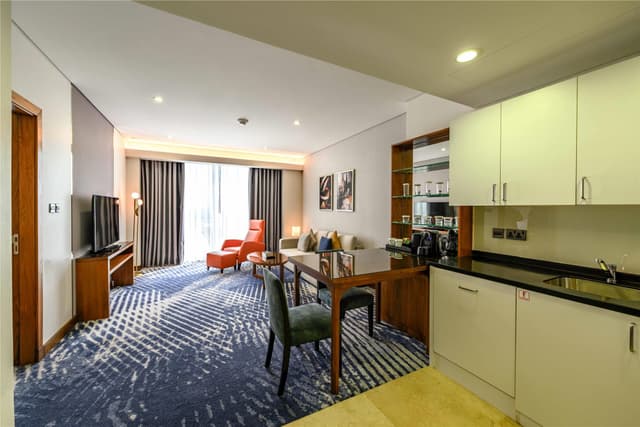 1 KING BED ONE BEDROOM SUITE CITY VIEW