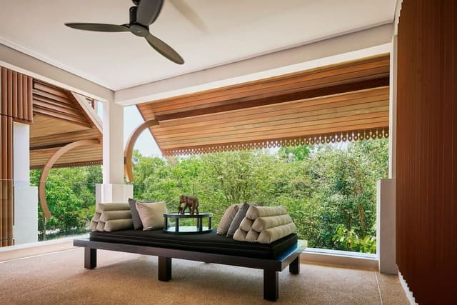 Suite, 1 Bedroom, Garden View (Balcony)