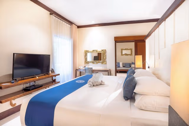 Suite, 1 Bedroom, Kitchenette (With Washing Machine)