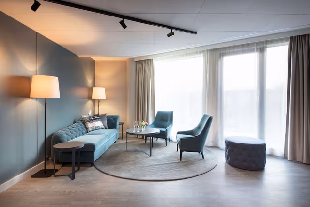 Suite (Master)