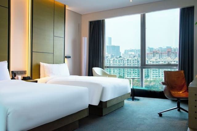 Innside Room River View