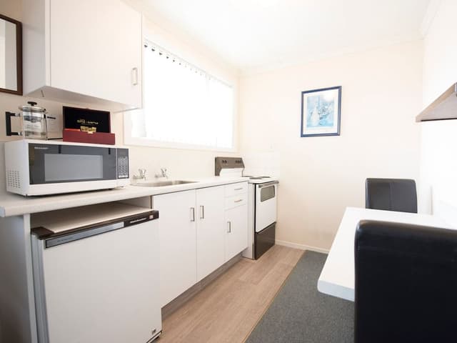 One Bedroom Suite with Spa