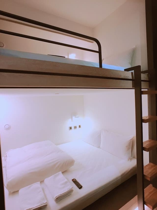Quadruple Room, Shared Bathroom (double size bunk bed)