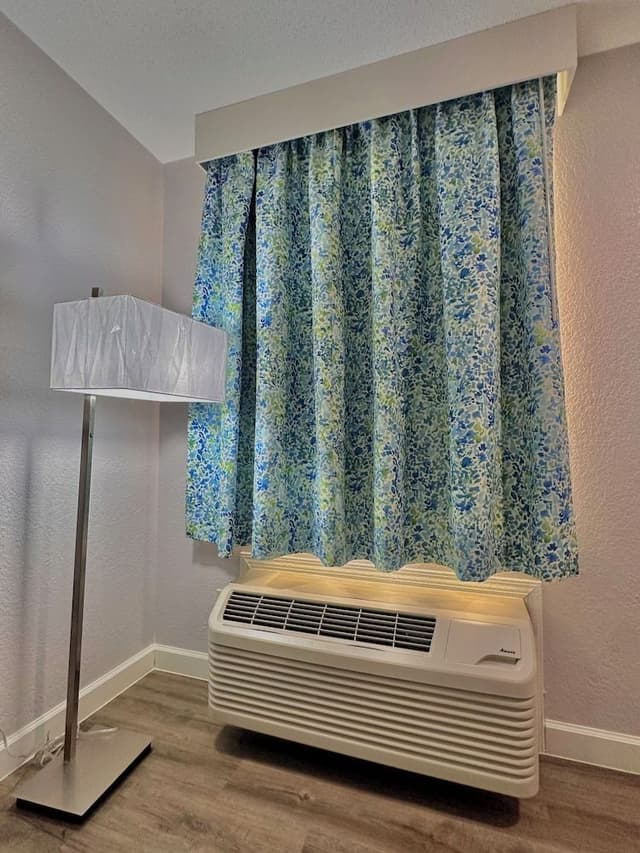 Basic Double Room