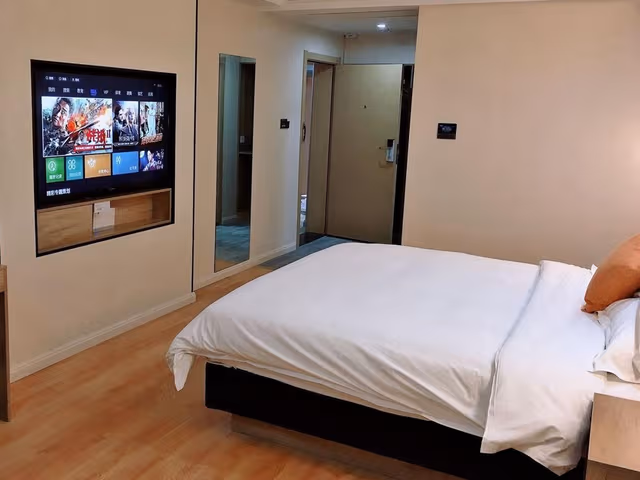 Super8 - Business 1 Bed Room