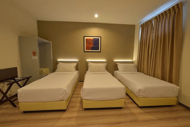 Deluxe Triple Room