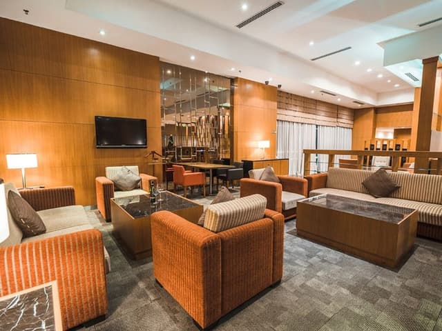 Executive Suite