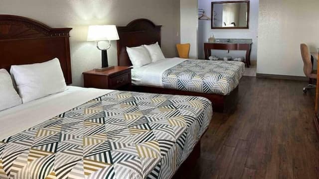 Deluxe Room, 2 Queen Beds, Smoking, Refrigerator & Microwave