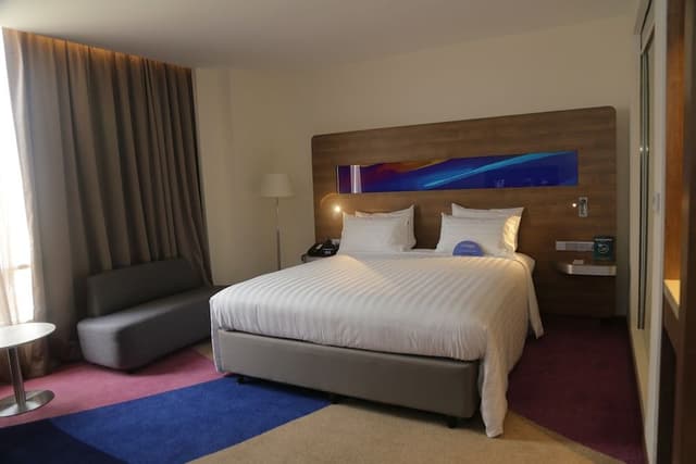 Deluxe Room, 1 King Bed (Grand)