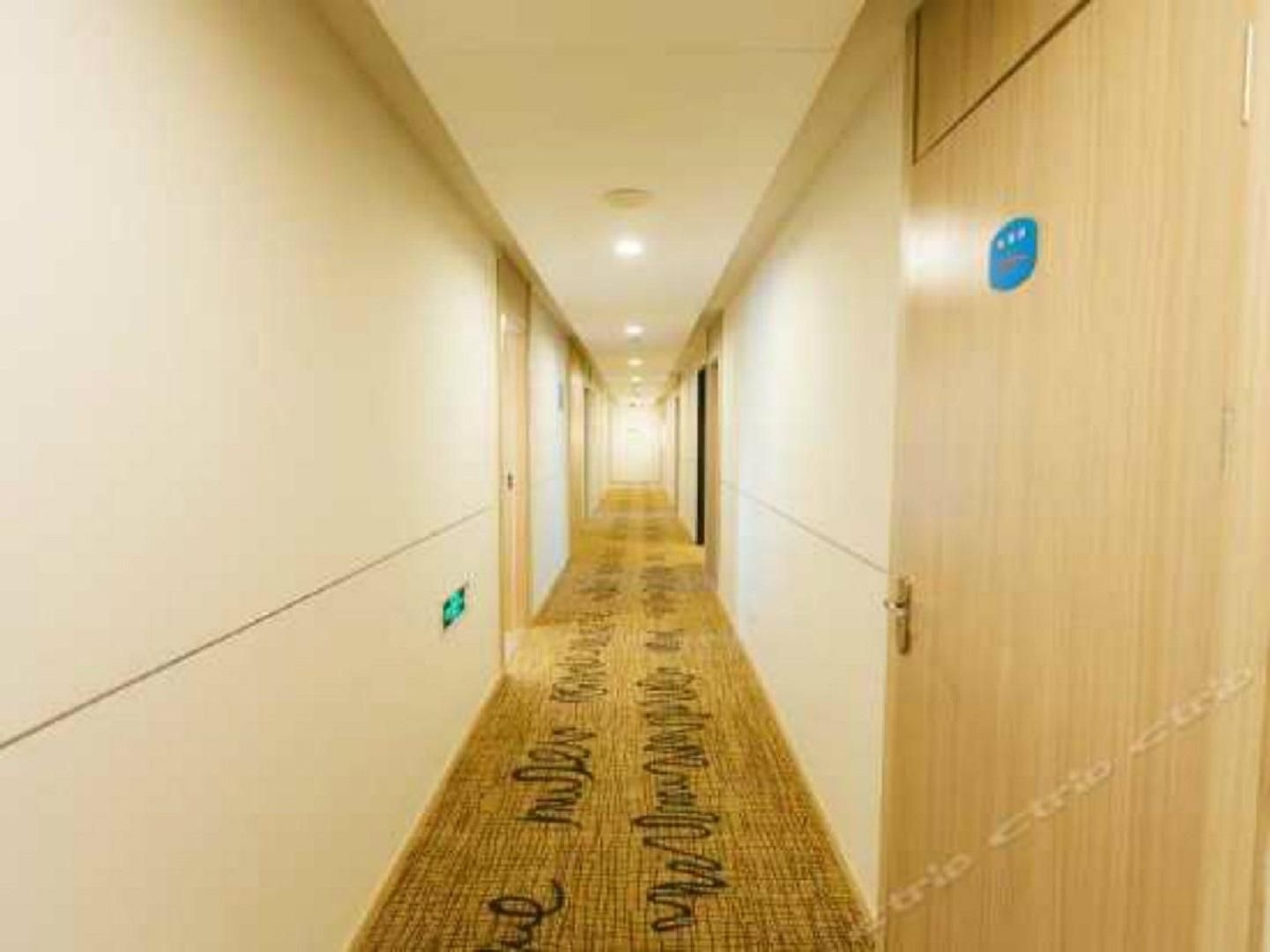 ฮั่นถิง โฮเทล ฮาร์บิน เซ็นทรัล ต้าเจียลี่ดิสตริก ว่านต้าพลาซา (Hanting Hotel Harbin Central Dajieli District Wanda Plaza)1