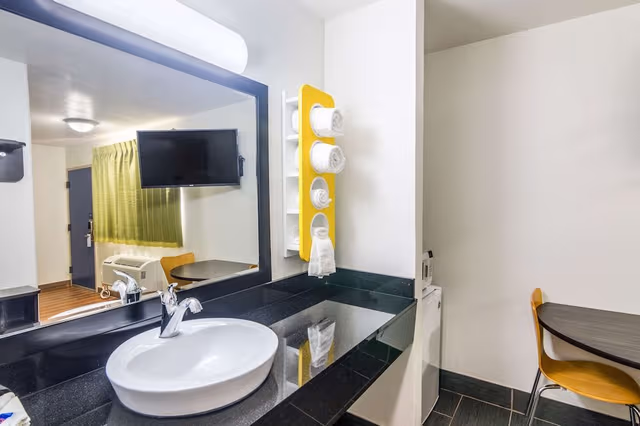 Standard Room, 2 Double Beds, Non Smoking, Refrigerator & Microwave