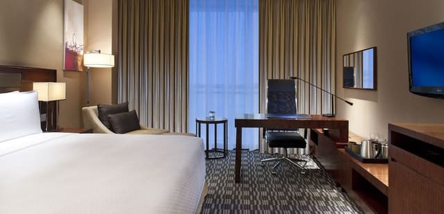 Club Room, 1 King Bed