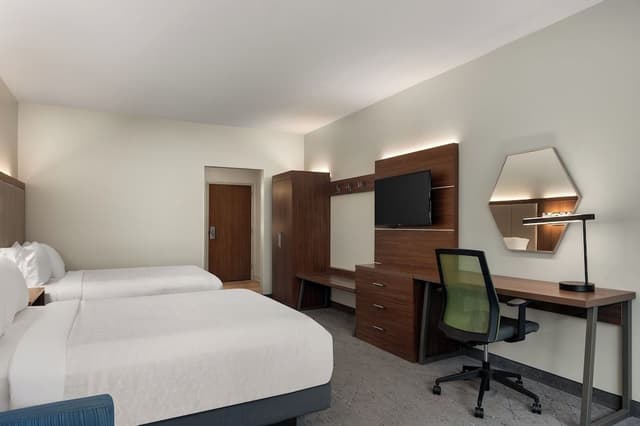 Suite, 2 Queen Beds, Accessible (Living Area, Communications)