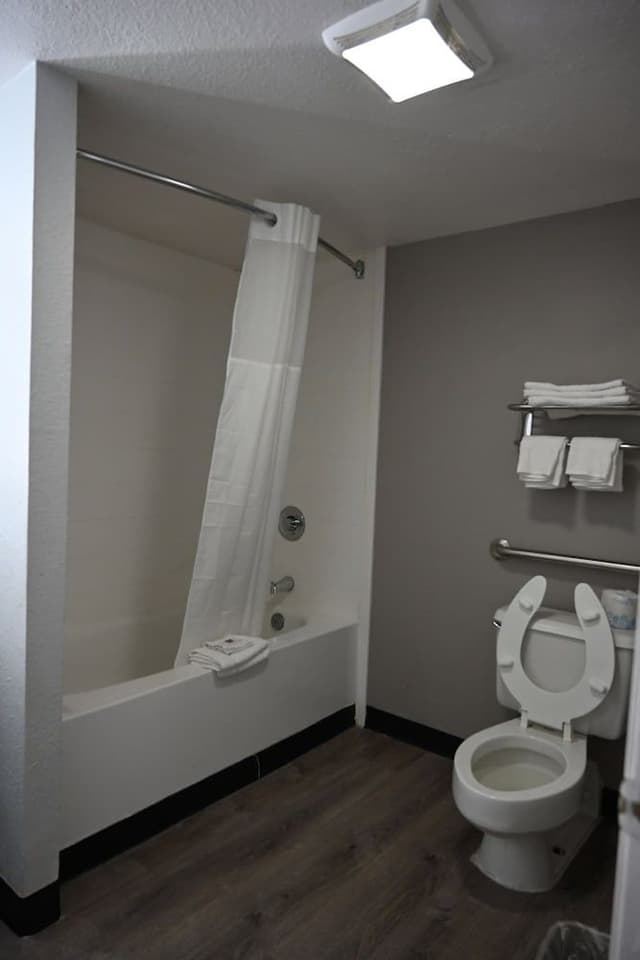 Deluxe Room, 2 Double Beds, Accessible, Non Smoking
