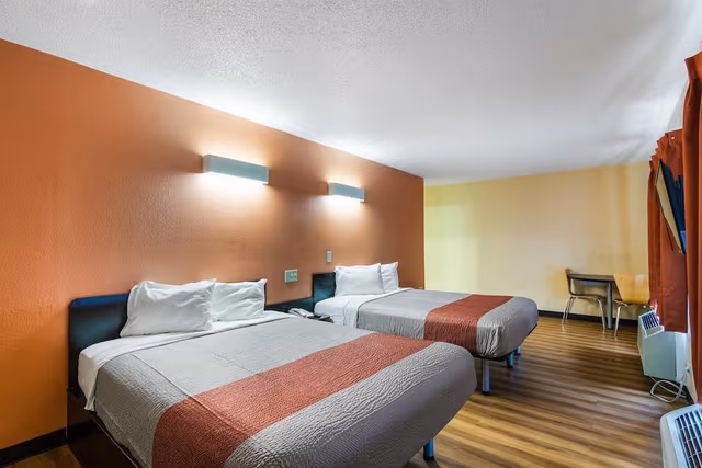 Standard Room, 2 Queen Beds, Non Smoking