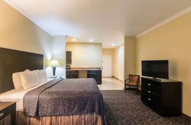 Standard Double Room, City View