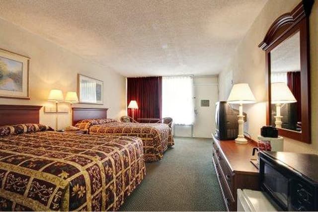 Standard Room, 2 Double Beds, Non Smoking