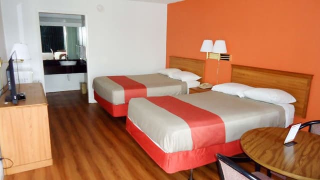 Standard Room, 2 Double Beds, Non Smoking