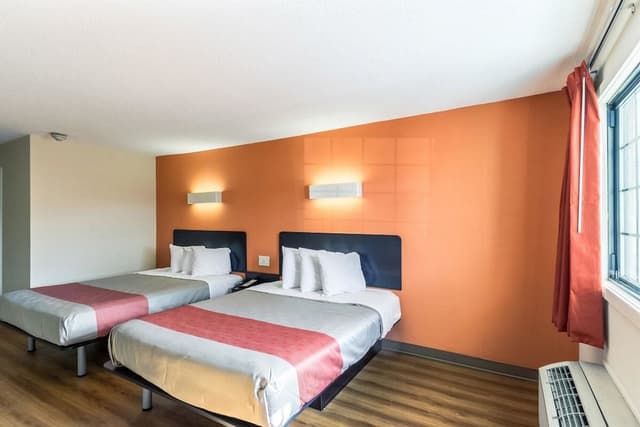 Standard Room, 2 Queen Beds, Non Smoking