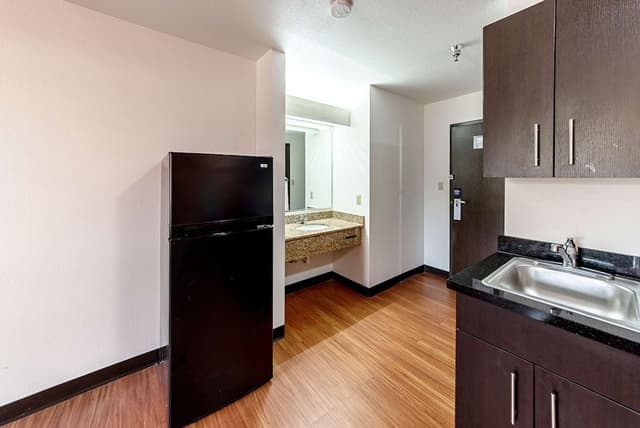 Deluxe Room, 1 Double Bed, Non Smoking, Kitchenette