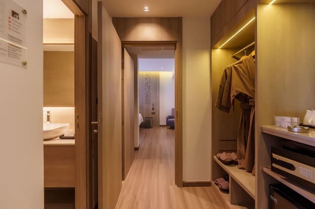Connecting Room Double & Twin