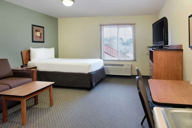 Suite, 1 Queen Bed, Accessible, Non Smoking