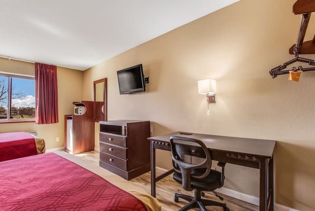 Standard Room, 2 Queen Beds, Non Smoking