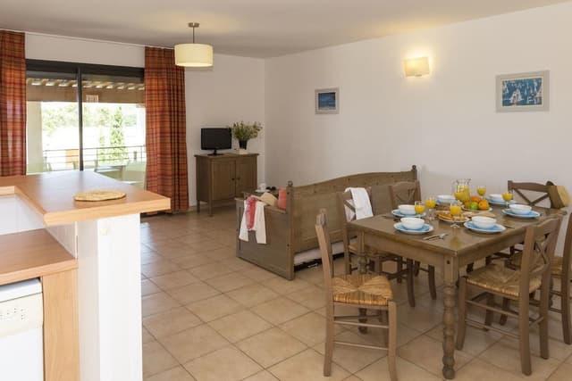 Apartment (6/7 People)